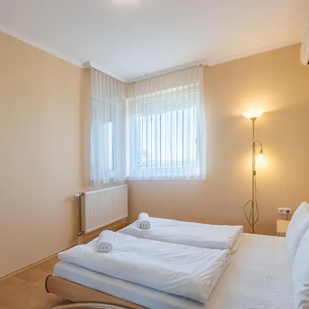 Apartment Kek Hullam By Bltn